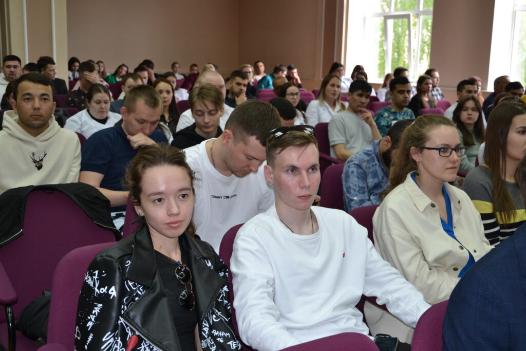 На медицинском факультете прошла традиционная "Ярмарка вакансий"